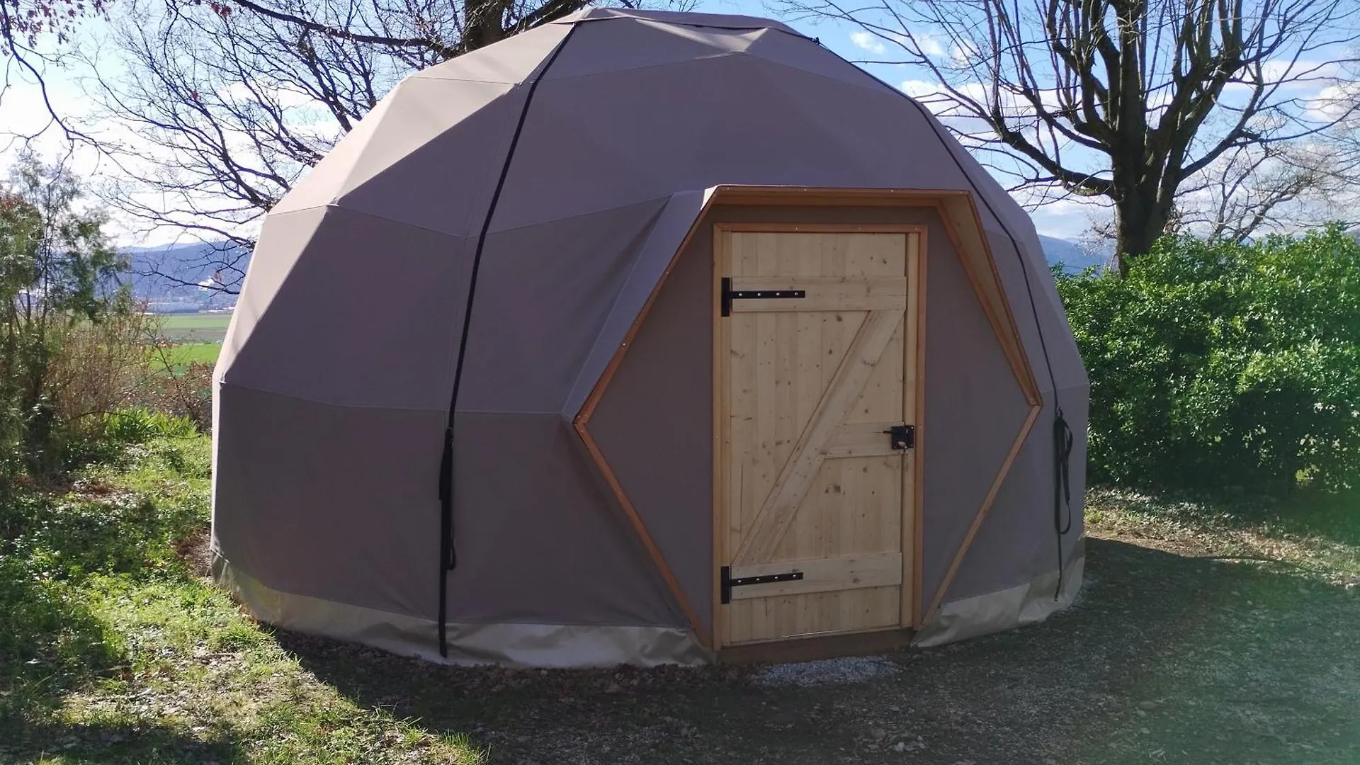 Κάμπινγκ Camping Domaine De Senaud Albon